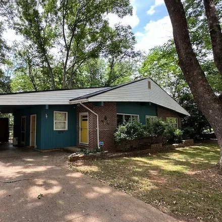 Buy this 3 bed house on 275 Clarke Dr in Athens, Georgia