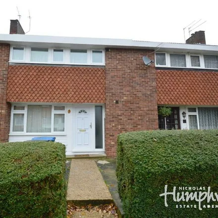 Rent this 4 bed apartment on 3 Finch Close in Hatfield, AL10 8RH