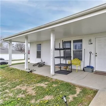 Image 2 - West 8th Street, Garden City, Cass County, MO 64747, USA - House for sale