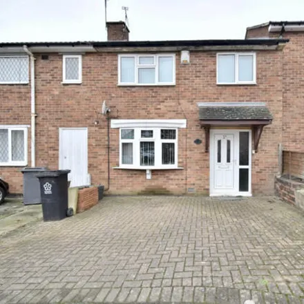 Buy this 3 bed townhouse on Briarfield Drive in Leicester, LE5 1RF
