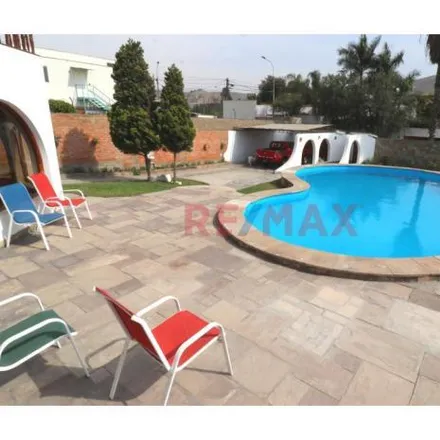 Buy this 7 bed house on Calle Las Totoritas in La Molina, Lima Metropolitan Area 15026