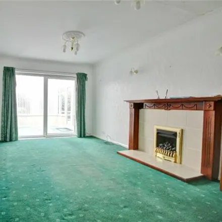 Image 3 - 18 The Links, Durham, DH1 2AG, United Kingdom - House for sale