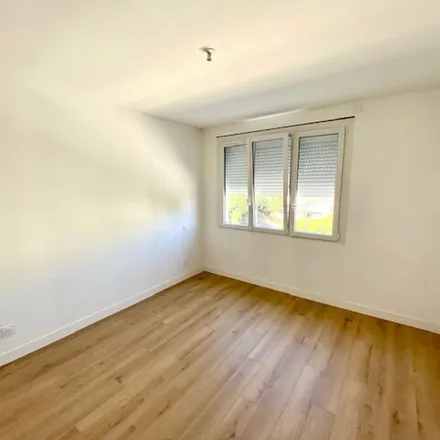 Rent this 2 bed apartment on 2 Boulevard du Roi René in 49100 Angers, France