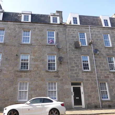 Rent this 3 bed apartment on 14 Craigie Street in Aberdeen City, AB25 1EL