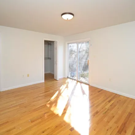 Rent this 3 bed apartment on 134 Leonard Street in Jersey City, NJ 07307