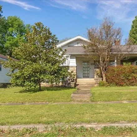 Buy this 3 bed house on 229 West Avenue A in Heavener, Le Flore County