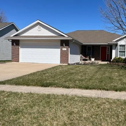Buy this 3 bed house on 355 Lake Lida Lane in Rochelle, IL 61068