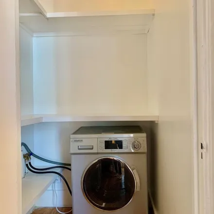 Rent this 1 bed apartment on 135 East 63rd Street in New York, NY 10065