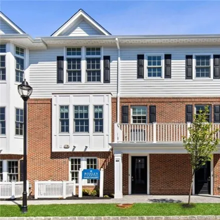 Rent this 4 bed townhouse on unnamed road in Village of Roslyn, North Hempstead