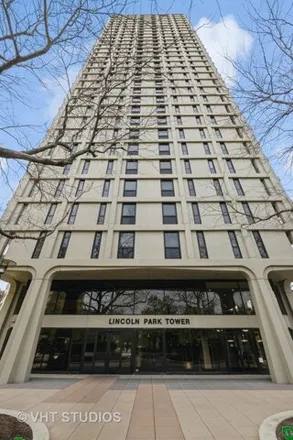 Image 1 - Lincoln Park Tower, 1960 North Lincoln Park West, Chicago, IL 60614, USA - Condo for sale