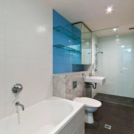 Image 9 - Vie 5, 8 Alexandra Drive, Camperdown NSW 2050, Australia - Apartment for rent