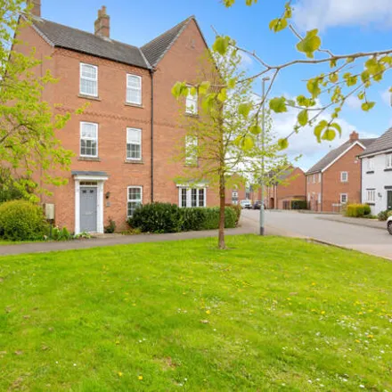 Buy this 4 bed duplex on unnamed road in Kibworth Harcourt, LE8 0SN