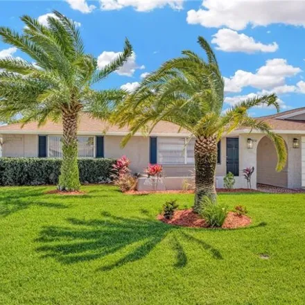 Image 3 - 5748 Liddell Drive, Elfers, FL 34652, USA - House for sale