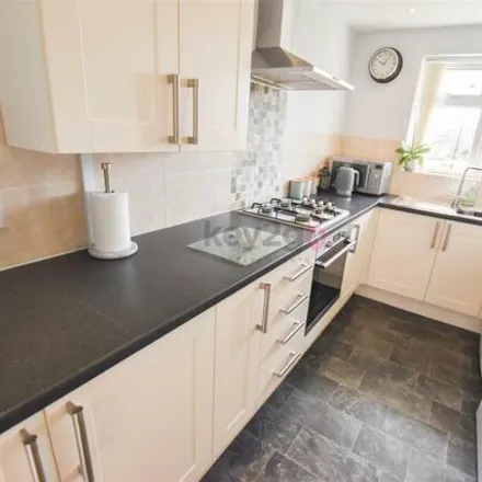 Image 7 - Melton Grove, Sheffield, S20 6RH, United Kingdom - Duplex for sale