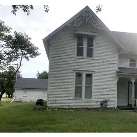 Buy this 3 bed house on 415 East 6th Street in Holton, KS 66436