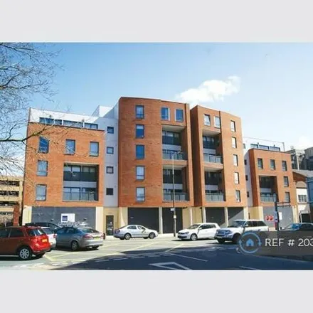 Rent this 2 bed apartment on MOSS STREET/PRESCOT STREET in Moss Street, Knowledge Quarter