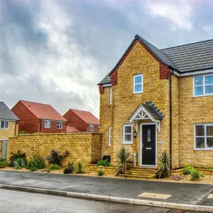 Buy this 3 bed house on Foxglove Close in Scarcliffe, S44 6FU