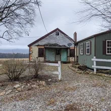 Image 1 - 1002 Bucksey Road, Snyder County, PA 17842, USA - House for sale
