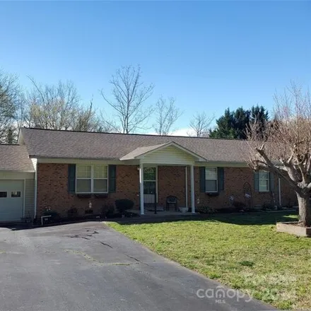 Buy this 2 bed house on 58 Pleasant View Drive in Marion, NC 28752