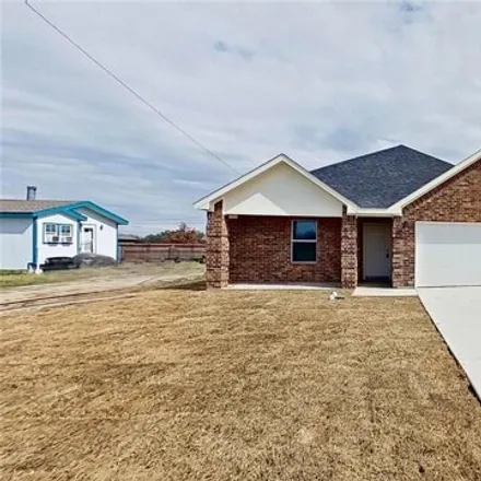 Buy this 3 bed house on 9413 Prairieview Dr in Fort Worth, Texas