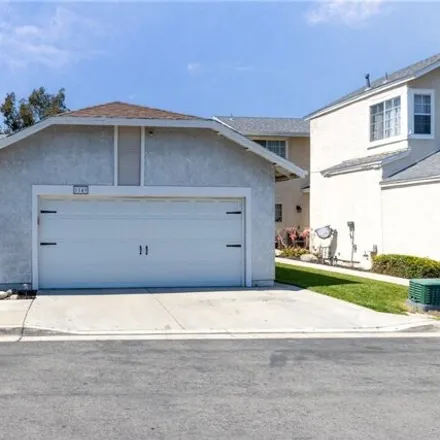 Image 2 - 1353 Express Circle, Colton, CA 92324, USA - House for sale