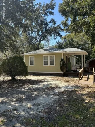 Buy this 1 bed house on 179 Gardenia Street in Biloxi, MS 39531