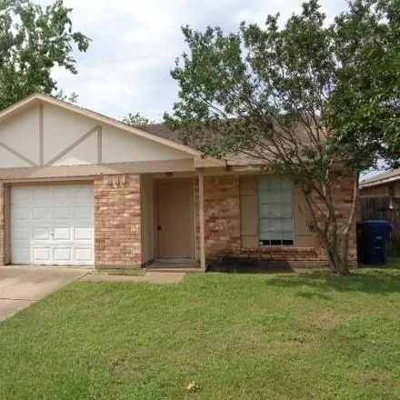 Rent this 3 bed house on 17911 Glenmorris Drive in Harris County, TX 77084
