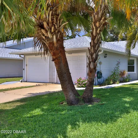 Buy this 2 bed townhouse on 935 Meadow View Drive in Port Orange, FL 32127