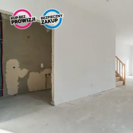 Buy this 6 bed house on Raduńska 52 in 83-010 Juszkowo, Poland