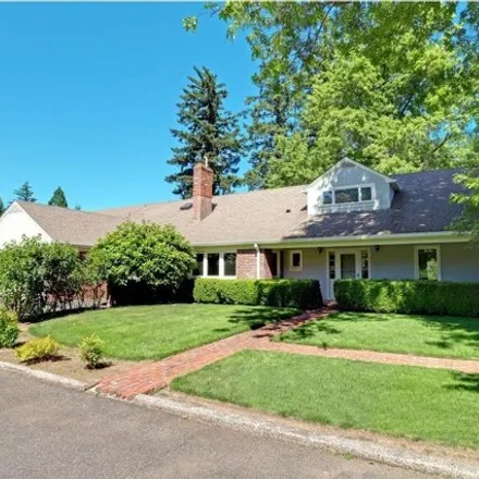 Buy this 4 bed house on 18815 Green Bluff Dr in Lake Oswego, Oregon