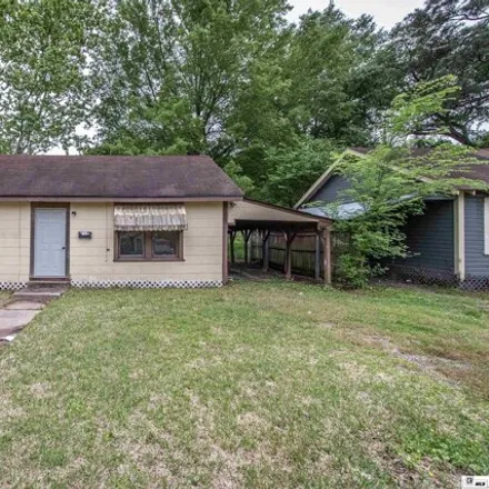 Buy this 2 bed house on 700 South 6th Street in West Monroe, LA 71292