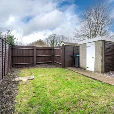 Image 4 - Essex Mead, Dacorum, HP2 6LF, United Kingdom - Townhouse for sale