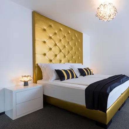 Rent this 1 bed room on Poliklinika Makeover in Antuna Branka Šimića 33, 21000 Split