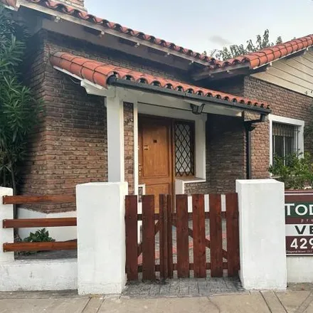 Buy this 3 bed house on Avenida General San Martín 1599 in Adrogué, Argentina