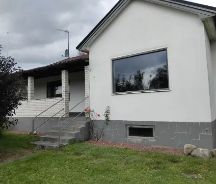 Rent this 3 bed house on Stengatan in Sibbhult, Sweden