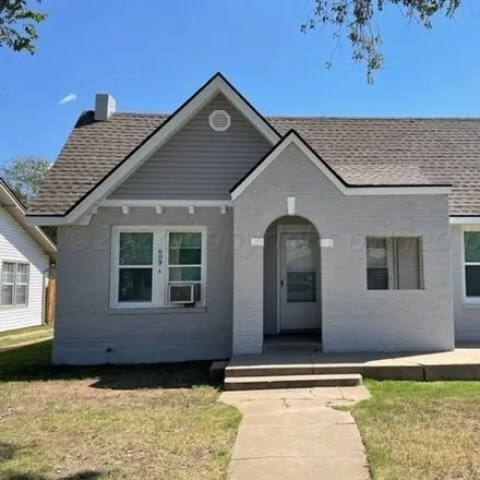 Buy this studio house on 3884 West 7th Avenue in Amarillo, TX 79106