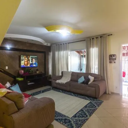 Buy this 2 bed house on Rua Doutor Amâncio de Carvalho in Baeta Neves, São Bernardo do Campo - SP