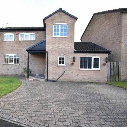 Buy this 3 bed house on Birchfields Rise in Leeds, LS14 2JB