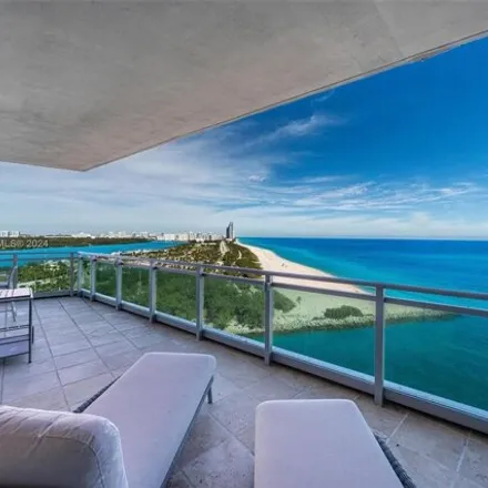 Rent this 3 bed condo on The Ritz-Carlton Bal Harbour in Miami, 10295 Collins Avenue
