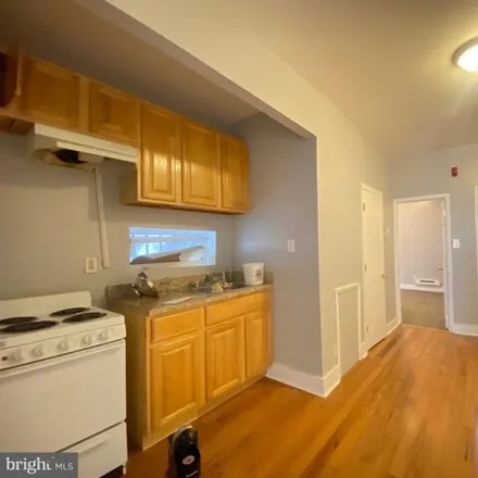 Rent this 2 bed apartment on 1426 West Susquehanna Avenue in Philadelphia, PA 19121