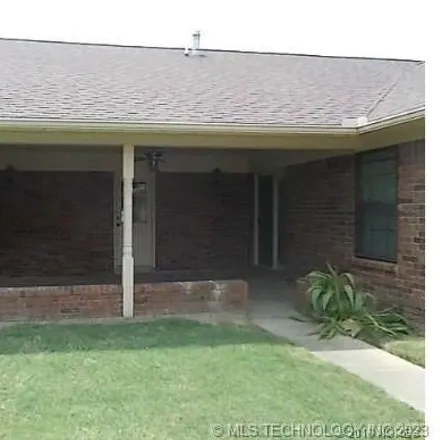 Image 7 - 1869 Southwest 3rd Street, Wagoner, OK 74467, USA - House for sale