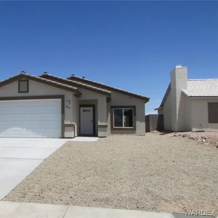 Rent this 3 bed house on 1523 Ash Avenue in Bullhead City, AZ 86442