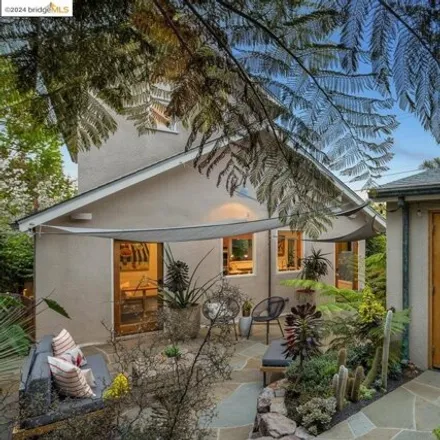 Image 1 - 1521 McGee Avenue, Berkeley, CA 94702, USA - House for sale