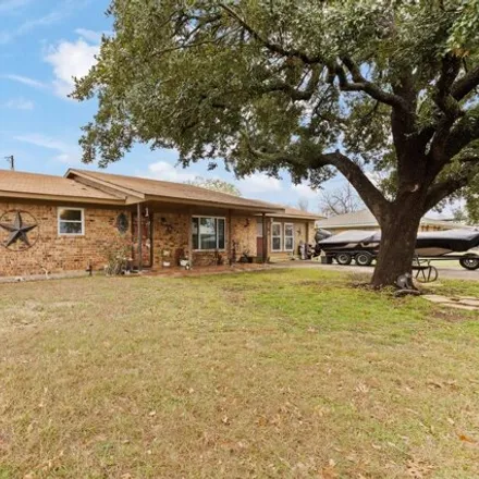 Image 3 - 558 South Llano Street, Whitney, Hill County, TX 76692, USA - House for sale