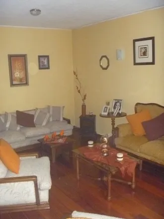 Image 2 - Quito, Barrio Batán Alto, P, EC - Apartment for rent