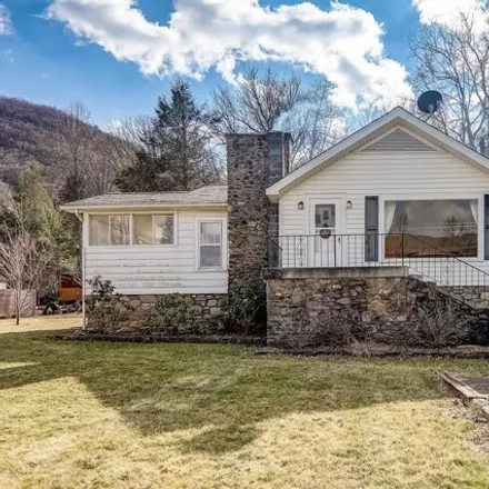Buy this 3 bed house on 85 Shirdash Drive in Maggie Valley, Haywood County