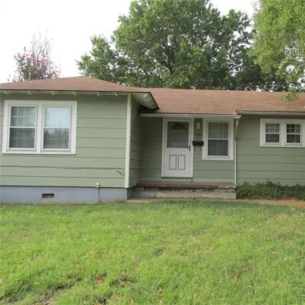 Buy this 3 bed house on 7308 East Latimer Place in Tulsa, OK 74115