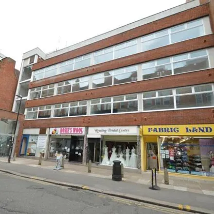 Rent this 1 bed room on Flamingo Beauty in 7 Cheapside, Reading