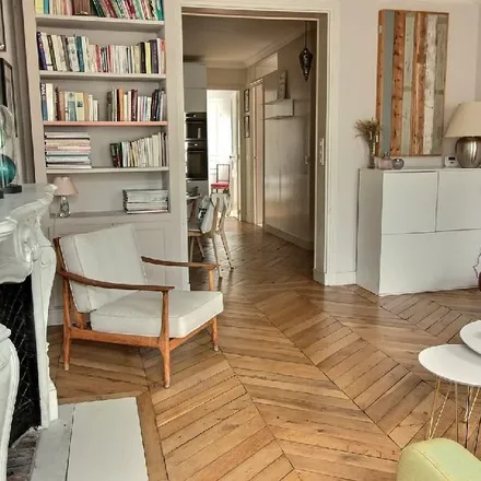 Image 7 - 11 Rue Clapeyron, 75008 Paris, France - Apartment for rent