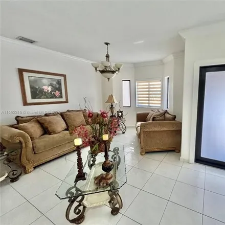 Image 6 - 16711 Northwest 89th Place, Miami Lakes, FL 33018, USA - House for rent